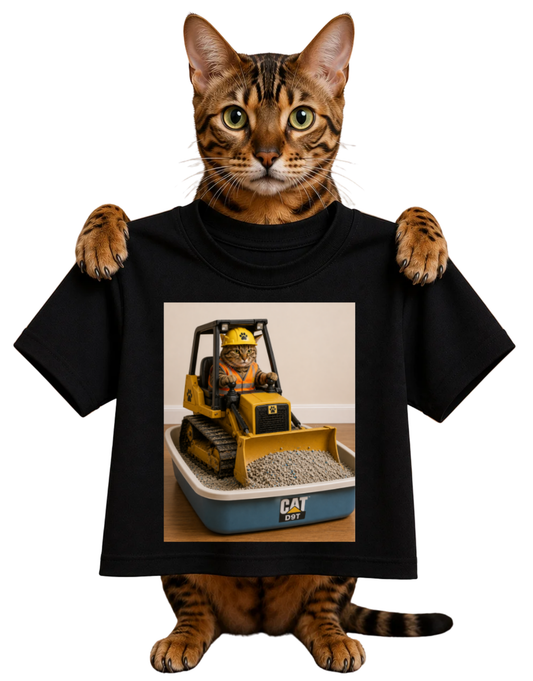 CAT PLOWING LITTER BOX-WOMENS T-SHIRT